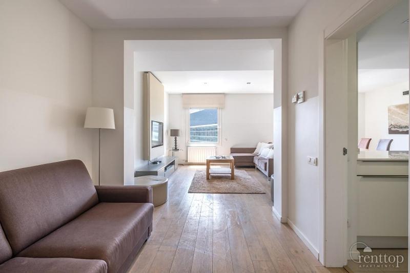 Rent Avenida Diagonal Apartment *